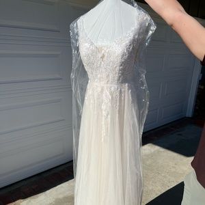 BHLDN Wtoo by Watters Vielle Gown Wedding Dress Ivory Size 4 (Anthropologie)